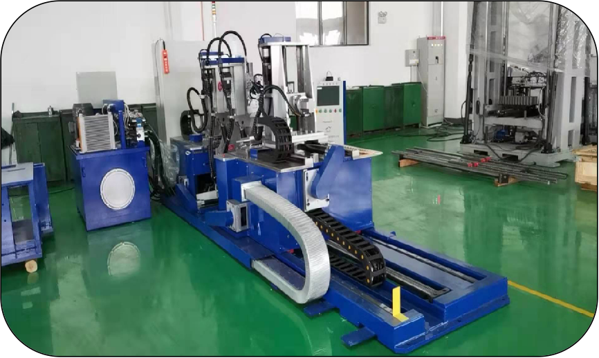 E:\彭莉莎\公司宣传资料\宣传素材\设备照片及视频\涨型机 成型机\涨型机\全伺服四臂涨型机.jpg